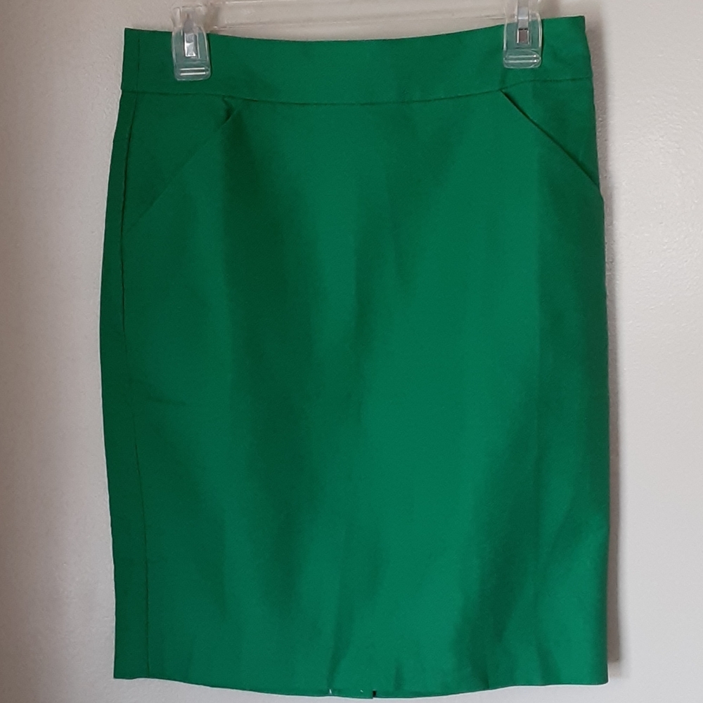 NWT J.CREW Kelly green pencil skirt